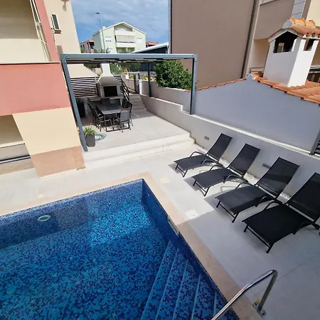 Tango I Villa *