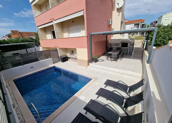 Tango I Villa *